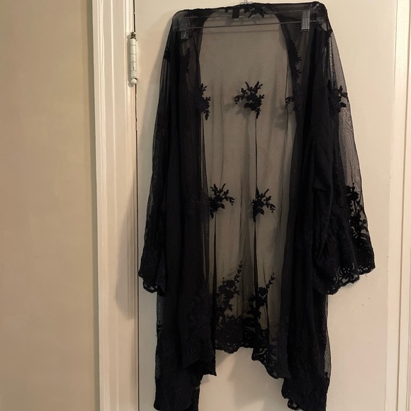 Torrid Black Sheer Mesh Lace Floral Embroidered Kimono Cardigan Size 4X - Picture 7 of 12